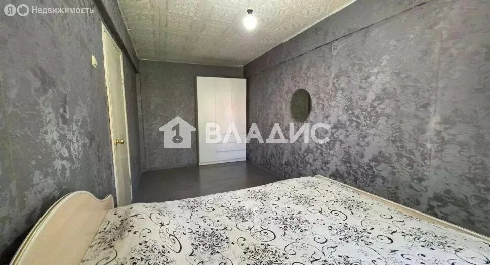 2-комнатная квартира: Белогорск, улица Кирова, 300 (47.1 м) - Фото 2