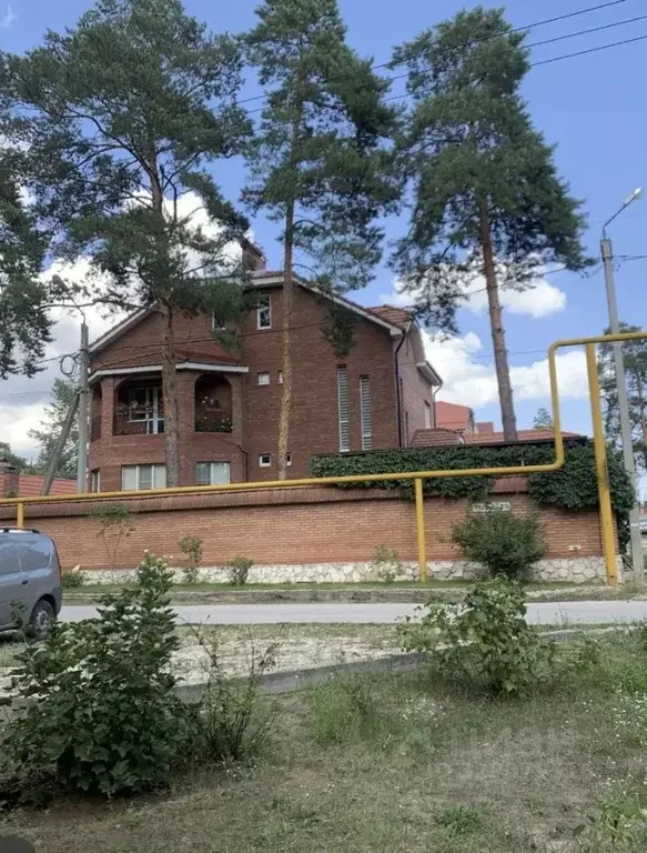 Коттедж в Самарская область, Тольятти ул. Федора Наумова, 28 (422 м) - Фото 1