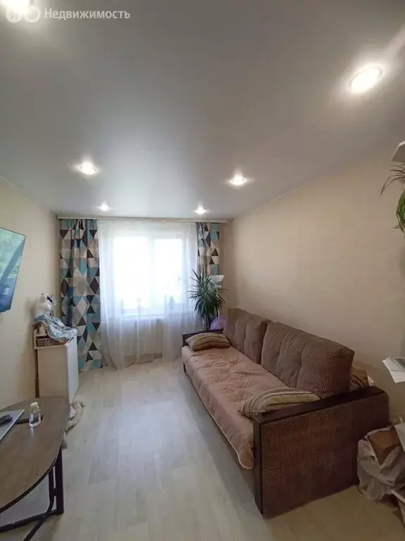 3-комнатная квартира: Краснокамск, улица Пушкина, 18 (59.6 м) - Фото 1