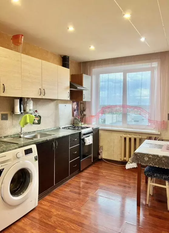 2-к. квартира, 45 м, 9/9 эт. - Фото 0