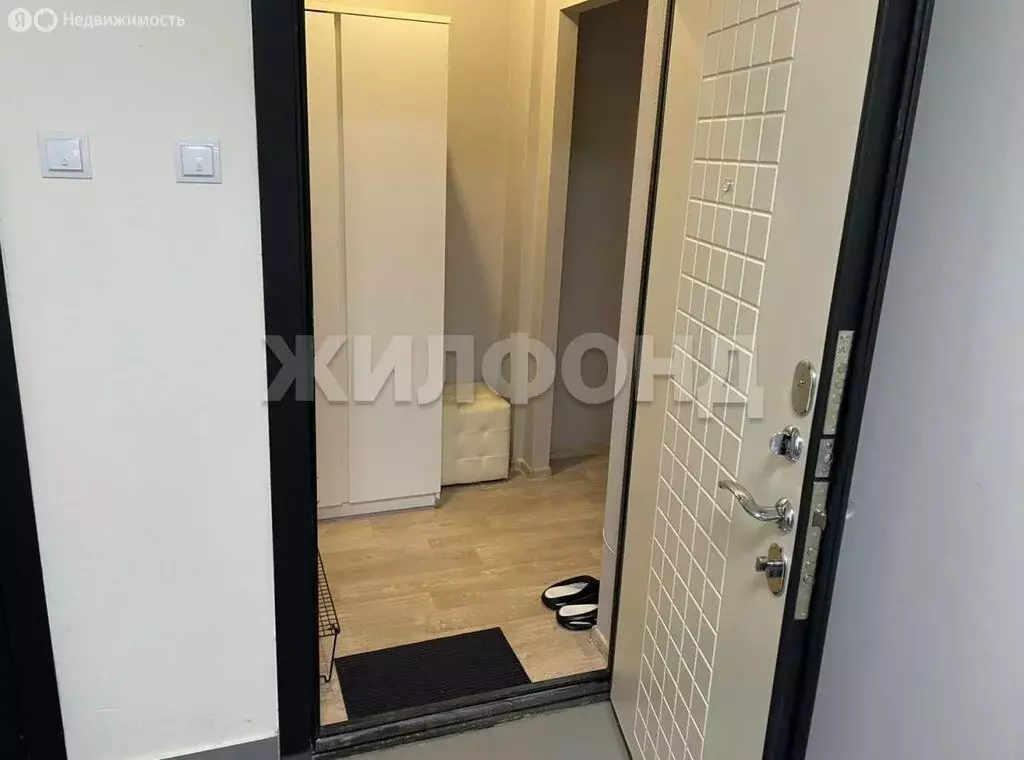 1-комнатная квартира: Новосибирск, улица Аэропорт, 1/1 (39 м) - Фото 1