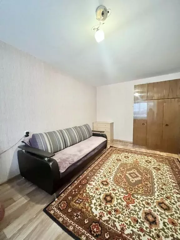 1-к кв. Брянская область, Брянск ул. Медведева, 5 (37.0 м) - Фото 2