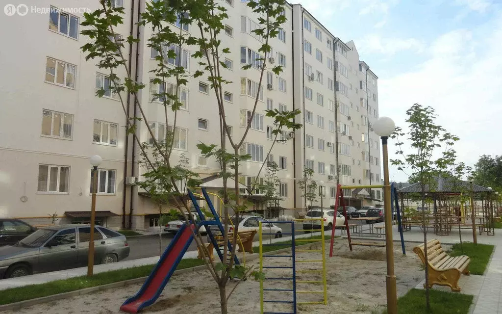 2-комнатная квартира: Пятигорск, Оранжерейная улица, 17 (75 м) - Фото 1