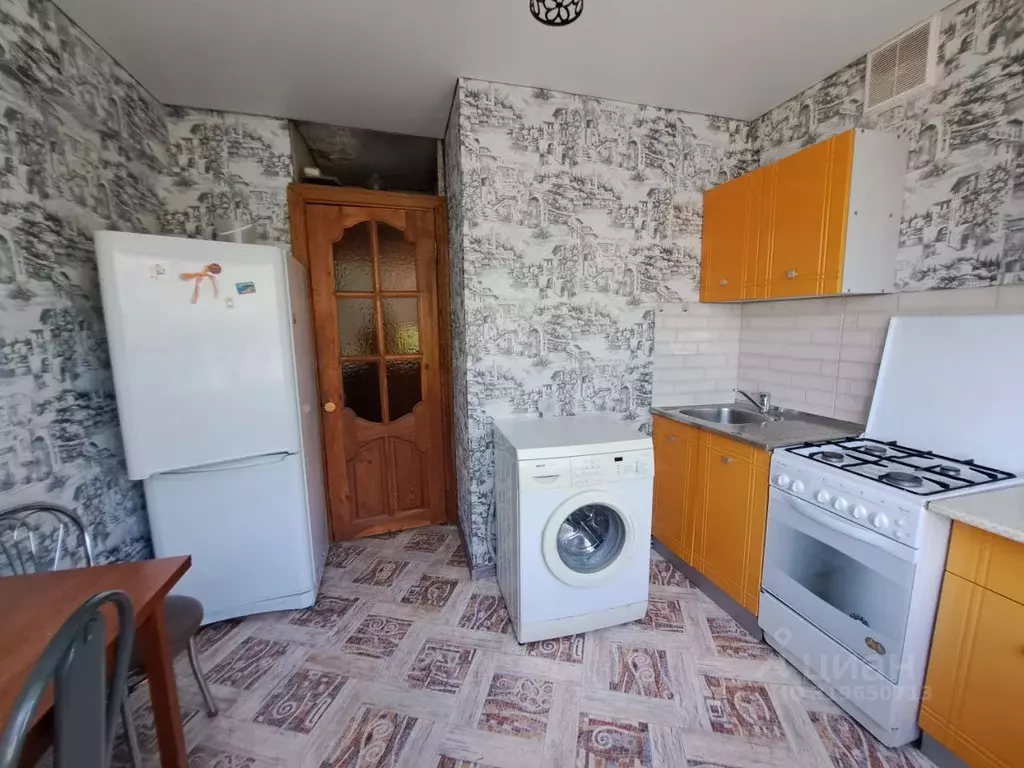 2-к кв. Брянская область, Брянск Орловская ул., 24А (52.0 м) - Фото 0