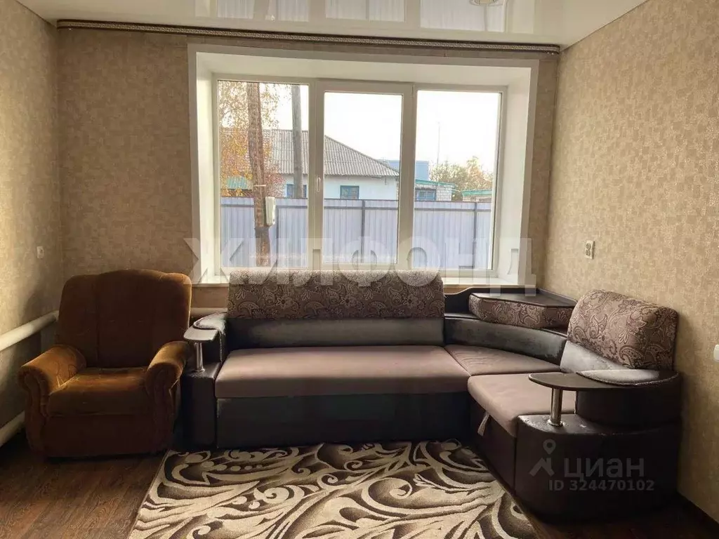 Дом в Алтайский край, с. Кулунда ул. Комсомольская (57 м) - Фото 1