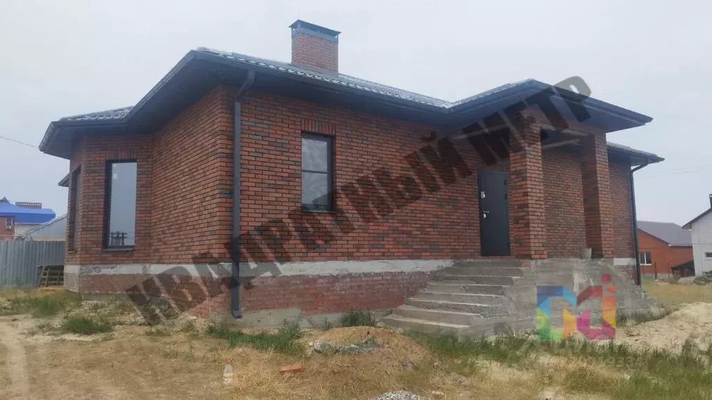 Дом в Калмыкия, Элиста Молодежный мкр, 19 (175 м) - Фото 1