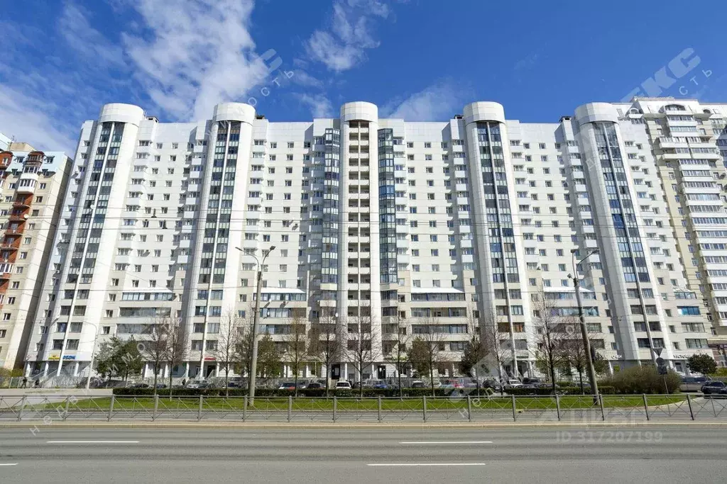 3-к кв. Санкт-Петербург Комендантский просп., 21к1 (92.1 м) - Фото 0