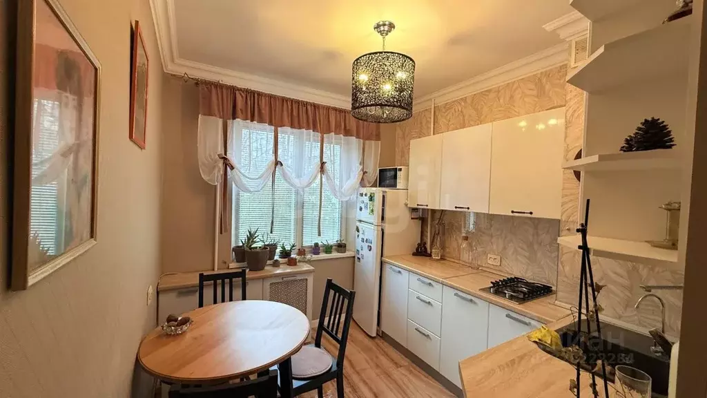 2-к кв. Крым, Симферополь ул. Куйбышева (50.0 м) - Фото 1