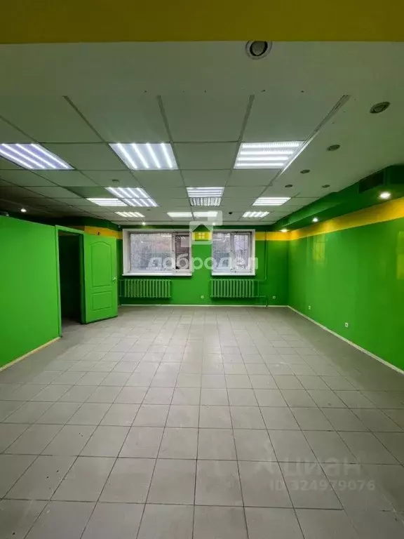 Помещение свободного назначения в Свердловская область, Екатеринбург ... - Фото 2