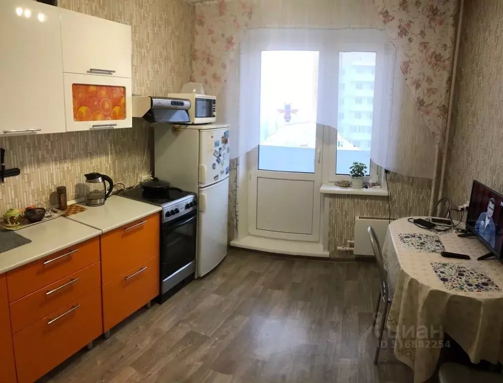2-к кв. Красноярский край, Красноярск Нанжуль-Солнечный мкр, ул. ... - Фото 0