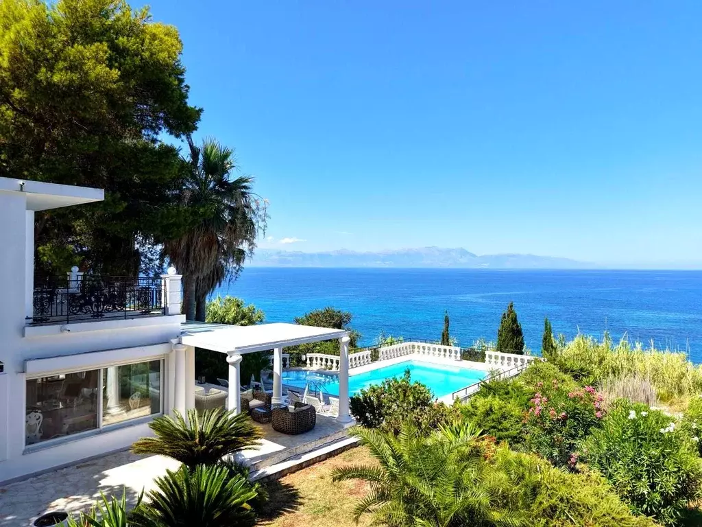 Дом в Краснодарский край, Сочи ул. Ручей Видный (200 м) - Фото 1