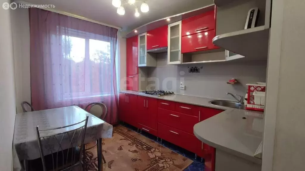 3-комнатная квартира: Курган, жилой район Заозёрный, 2-й микрорайон, ... - Фото 0