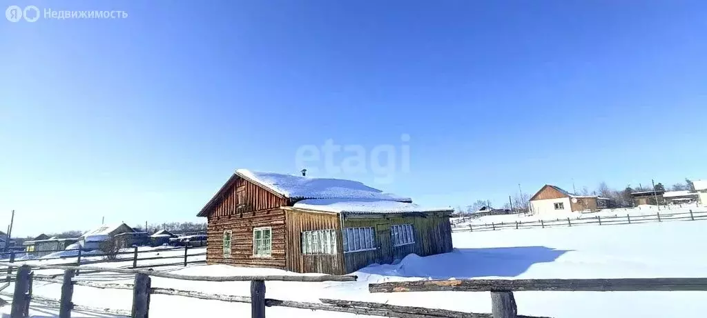 Дом в Республика Саха (Якутия), Мегино-Кангаласский улус, село ... - Фото 0