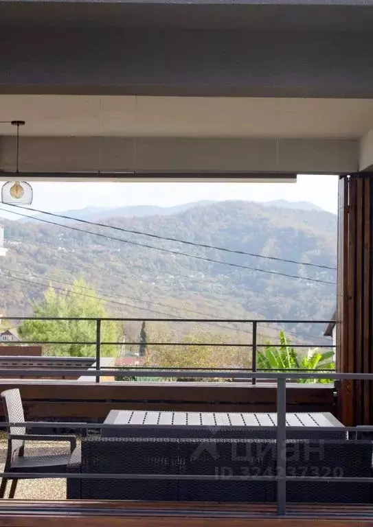 Дом в Краснодарский край, Сочи городской округ, с. Каштаны ул. ... - Фото 1