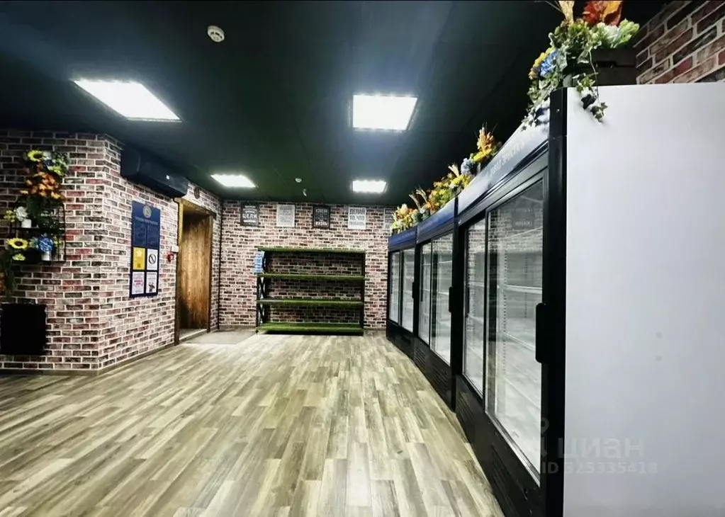 Помещение свободного назначения в Тверская область, Тверь ул. Красина, ... - Фото 1