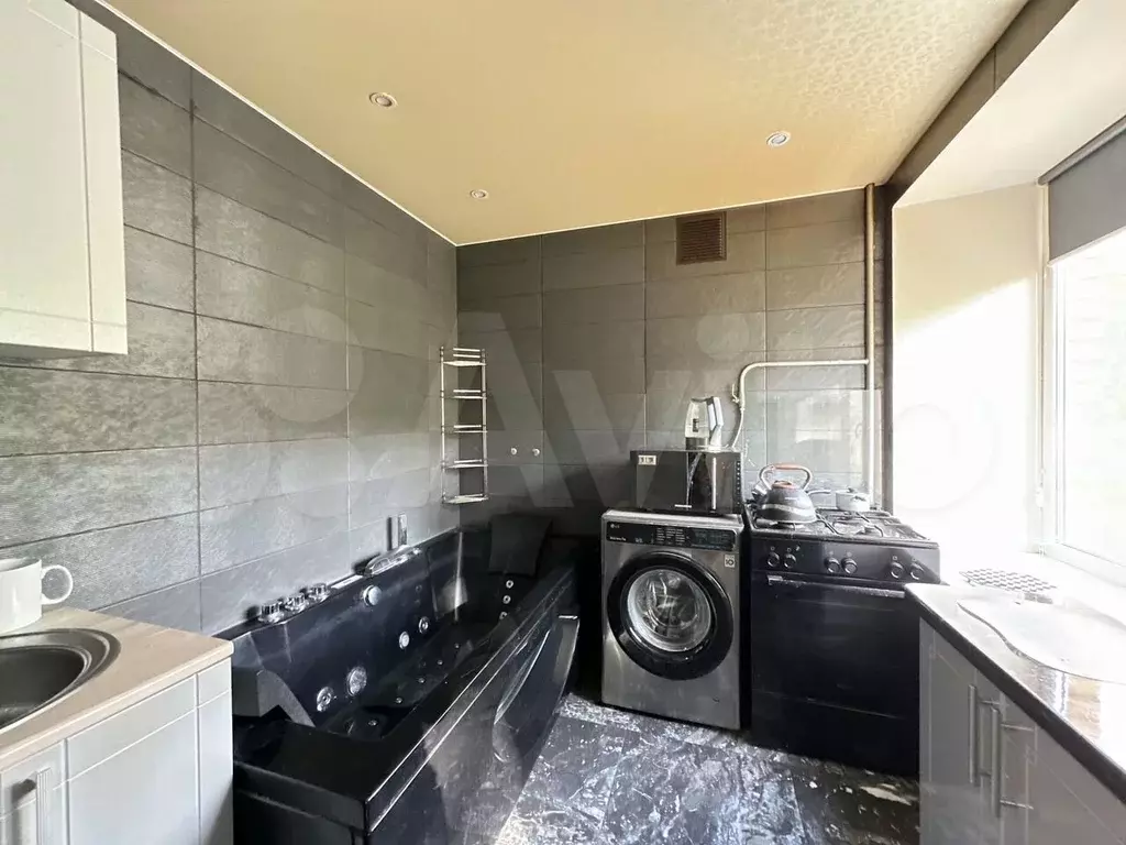 1-к. квартира, 30 м, 3/9 эт. - Фото 0