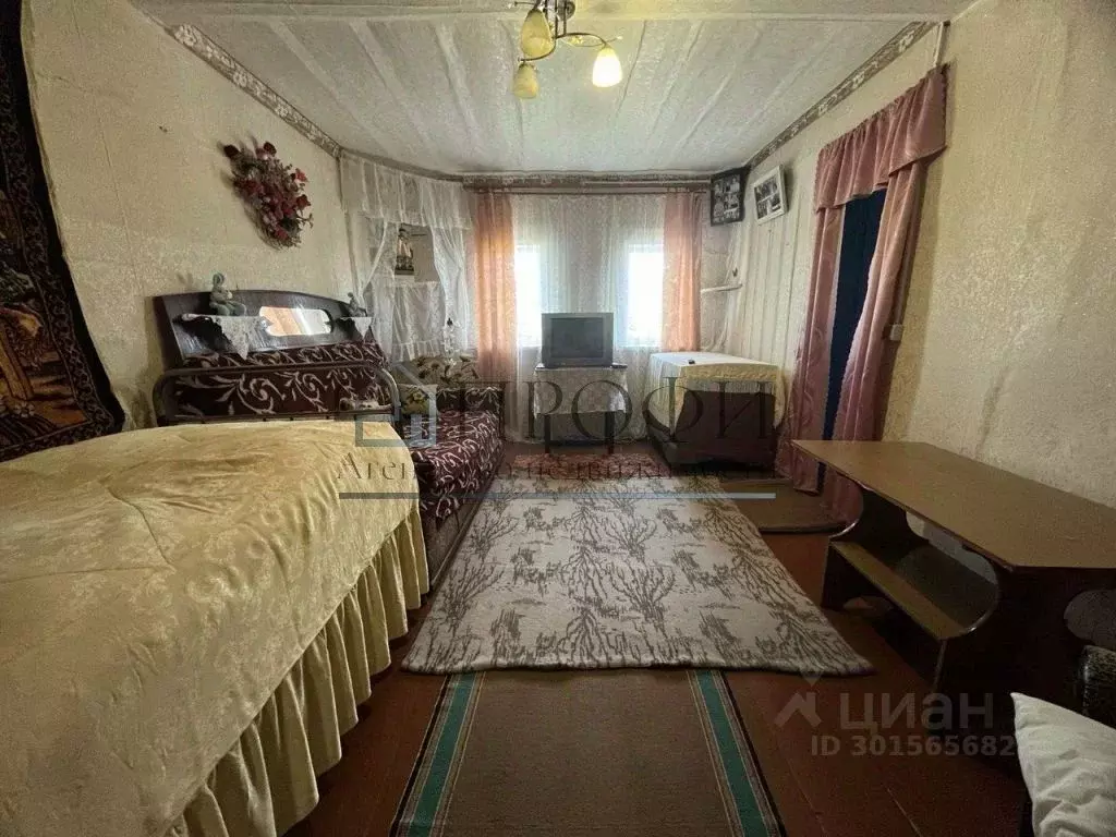 Дом в Белгородская область, Новооскольский городской округ, с. ... - Фото 2