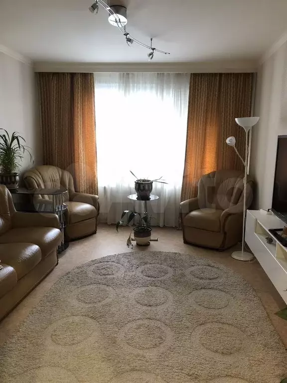 3-к. квартира, 64 м, 7/9 эт. - Фото 0