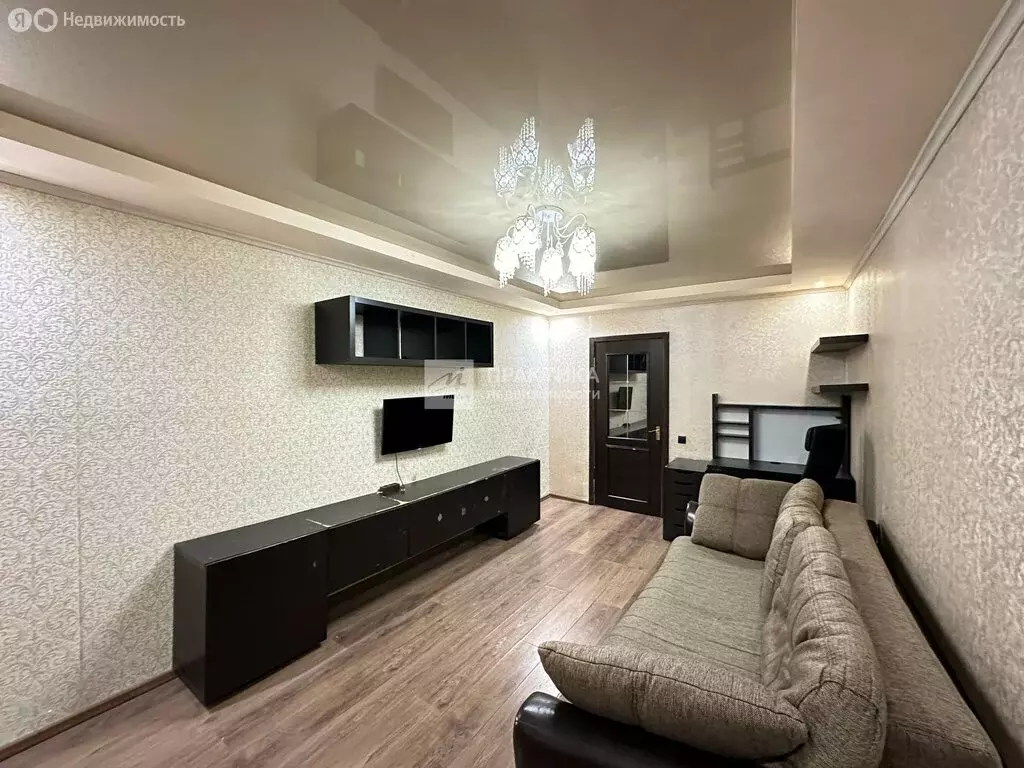 3-комнатная квартира: Москва, Кировоградская улица, 10к1 (62.8 м) - Фото 1