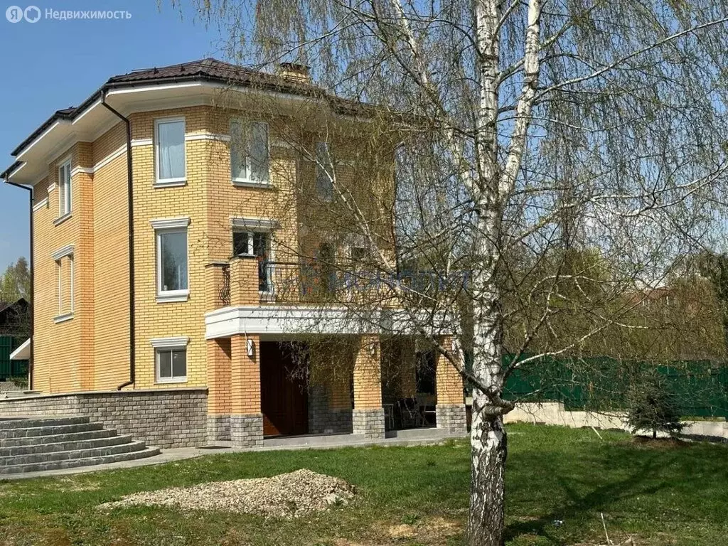 Дом в Одинцовский городской округ, деревня Солослово (250 м) - Фото 0