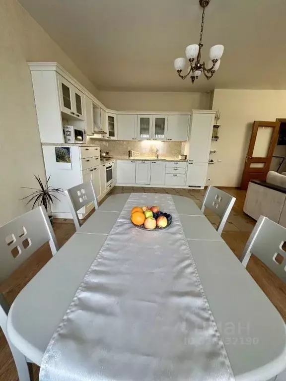 3-к кв. Челябинская область, Челябинск ул. Братьев Кашириных, 12Б ... - Фото 2