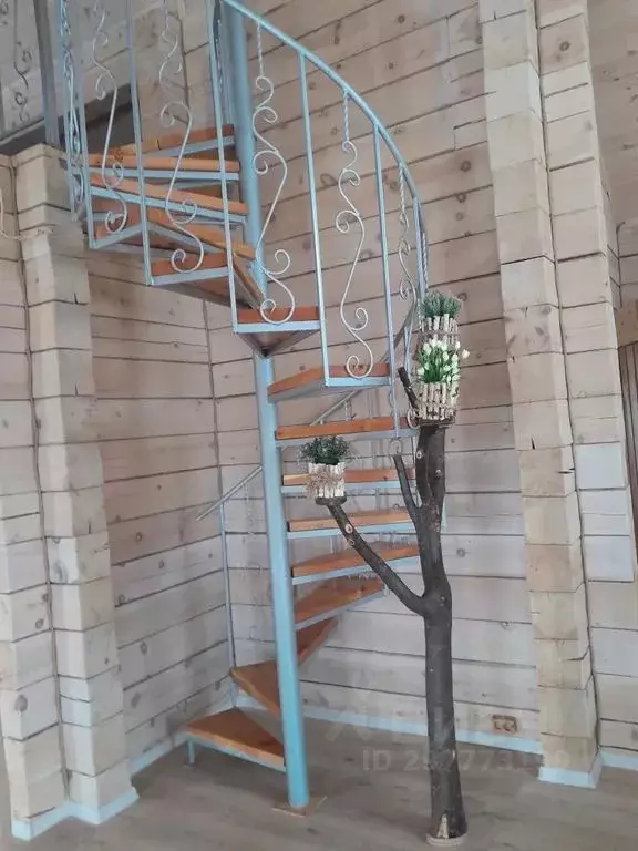 Дом в Алтай, Майминский район, Манжерокское с/пос, с. Озерное ул. ... - Фото 2