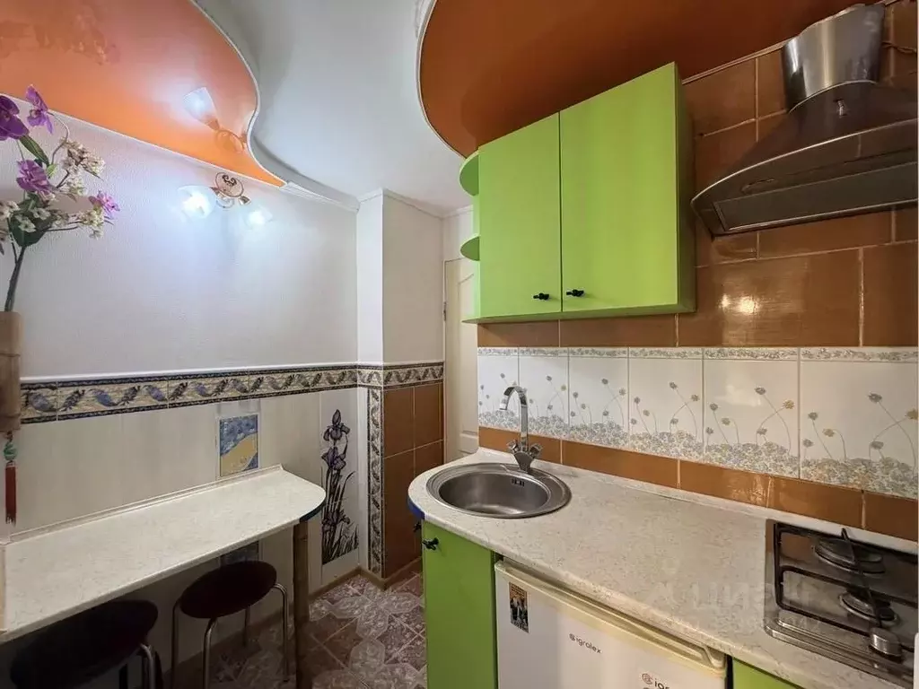 6-к кв. Крым, Алушта ул. Энгельса, 4 (98.5 м) - Фото 1