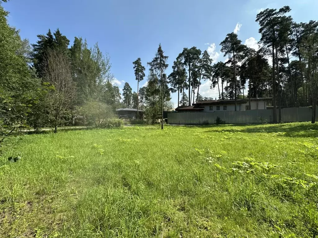 Участок в Московская область, Одинцовский городской округ, пос. ... - Фото 1