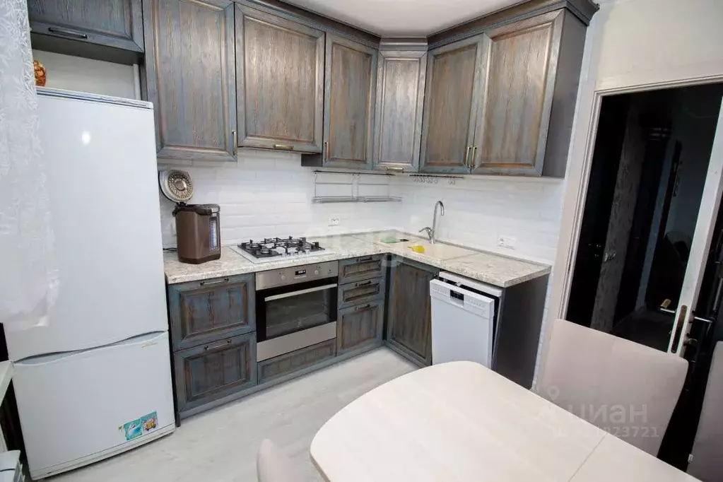 3-к кв. Ямало-Ненецкий АО, Новый Уренгой Дружба мкр, 2/3 (64.5 м) - Фото 0