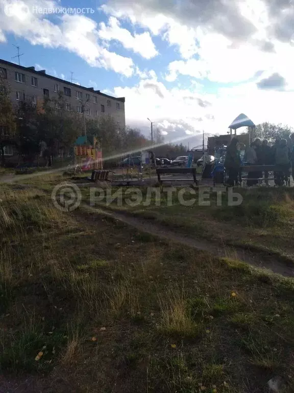 2-комнатная квартира: посёлок городского типа Мурмаши, Молодёжная ... - Фото 1