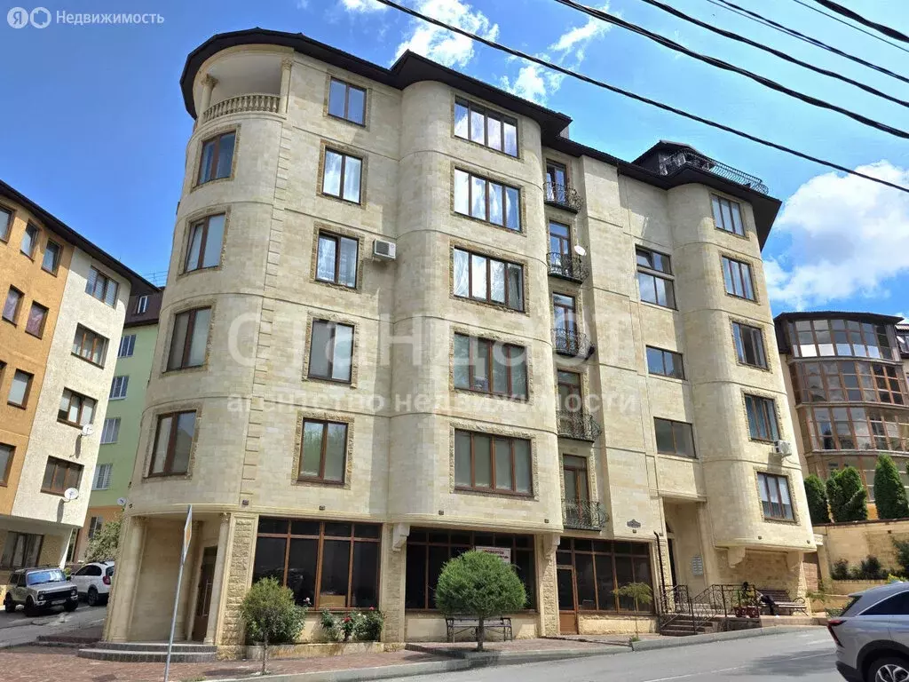 2-комнатная квартира: Кисловодск, улица Декабристов, 37Б (70 м) - Фото 1
