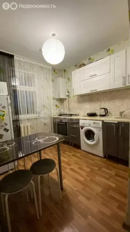1-комнатная квартира: Стерлитамак, улица Артёма, 108 (36.7 м) - Фото 1