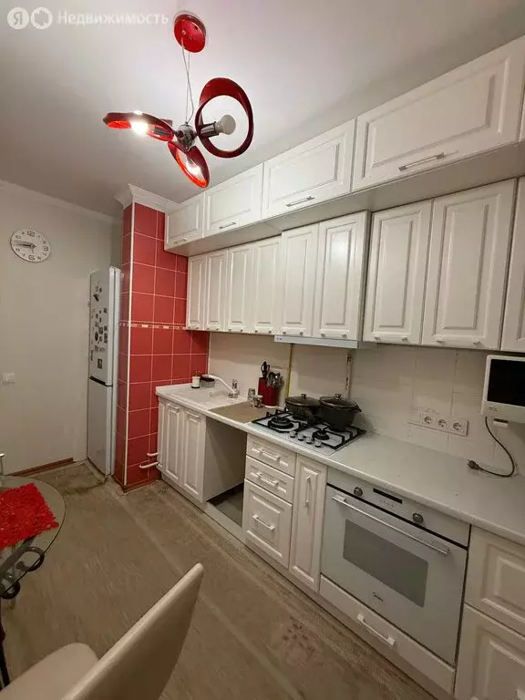 3-комнатная квартира: Симферополь, улица Маршала Жукова, 15 (61.2 м) - Фото 2