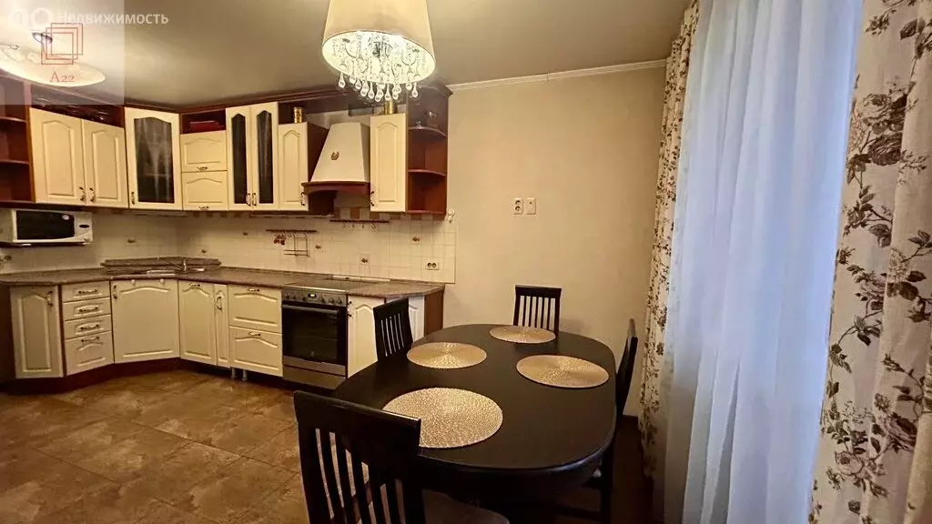 3-комнатная квартира: Барнаул, Павловский тракт, 221 (88 м) - Фото 2