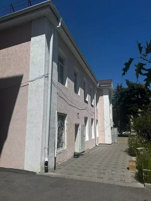 4-к кв. Карачаево-Черкесия, Карачаевск ул. Магометова, 2 (114.5 м) - Фото 1