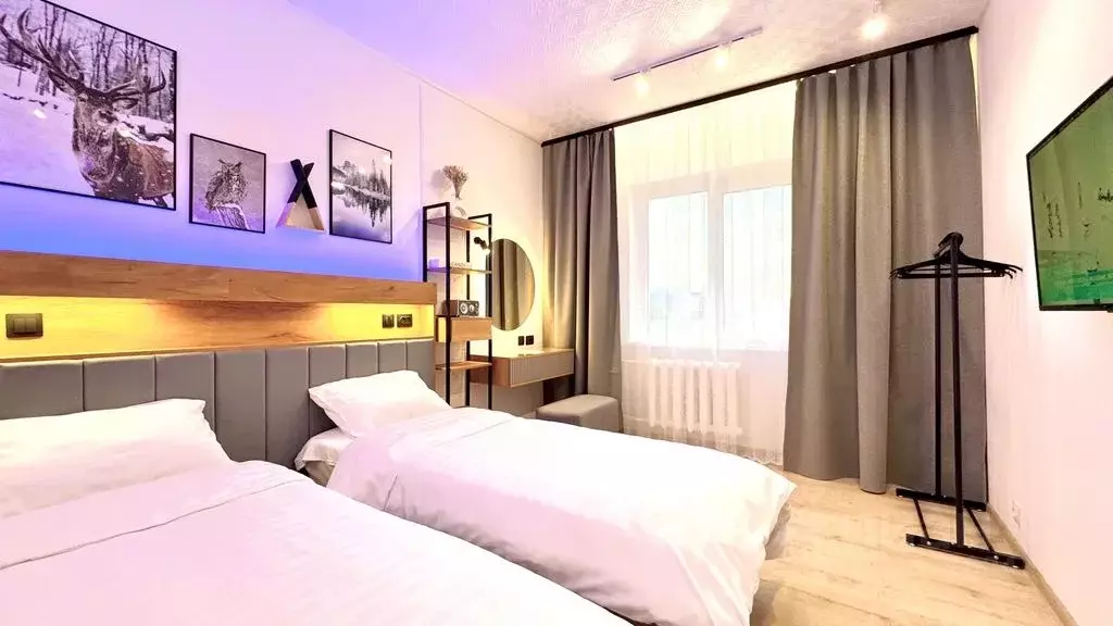 2-к кв. Мурманская область, Кировск Олимпийская ул., 71 (52.0 м) - Фото 0