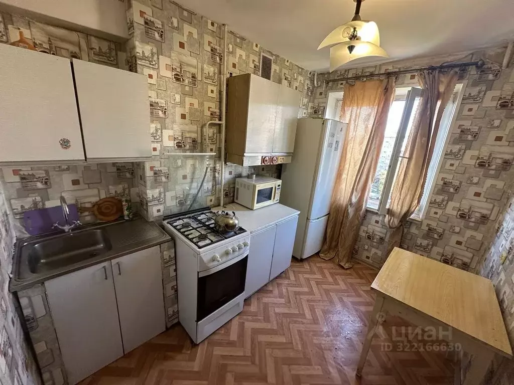 2-к кв. Нижегородская область, Нижний Новгород ул. Маршала Воронова, ... - Фото 0