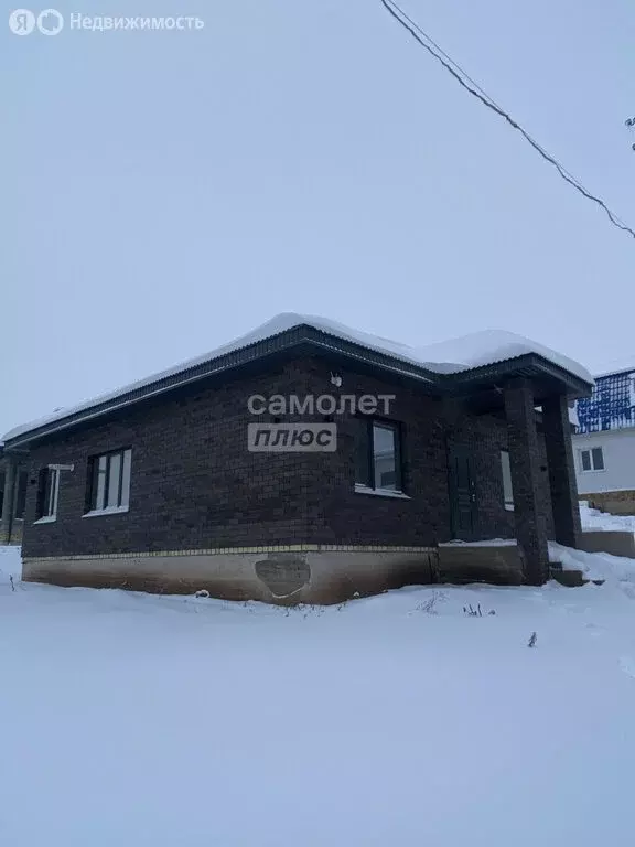 Дом в Октябрьский, улица Ломоносова (100 м) - Фото 2