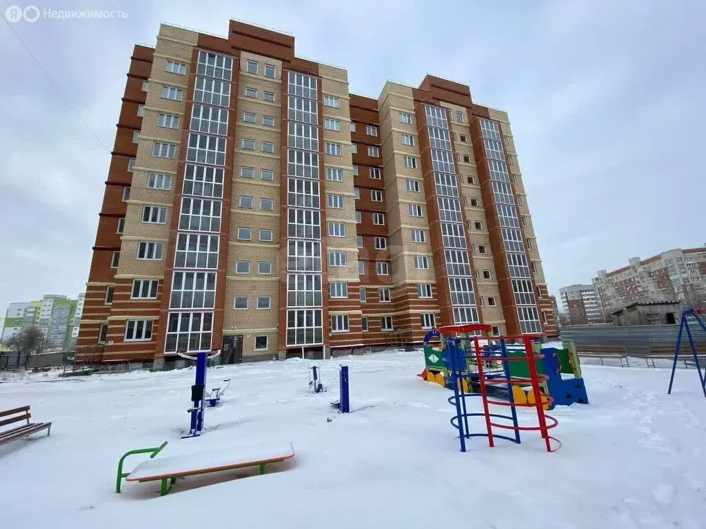 Квартира-студия: Омск, улица Малиновского, 16к2 (41.8 м) - Фото 0