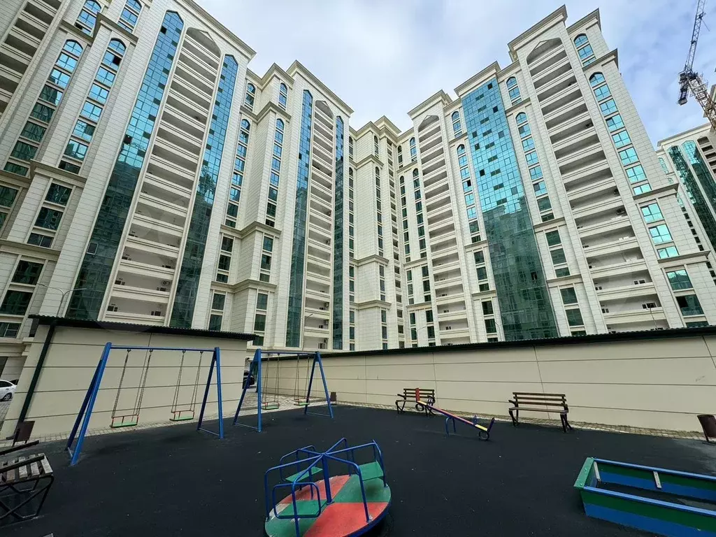 2-к. квартира, 60 м, 10/18 эт. - Фото 1