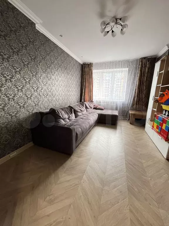 2-к. квартира, 60 м, 3/16 эт. - Фото 1