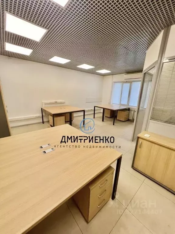 Помещение свободного назначения в Хабаровский край, Хабаровск ул. ... - Фото 2