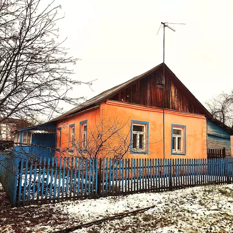 Дом в Калужская область, Перемышльский муниципальный округ, Сильково ... - Фото 1