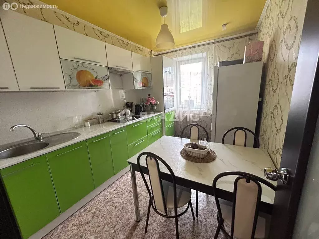 2-комнатная квартира: Стерлитамак, улица Артёма, 108 (54 м) - Фото 0