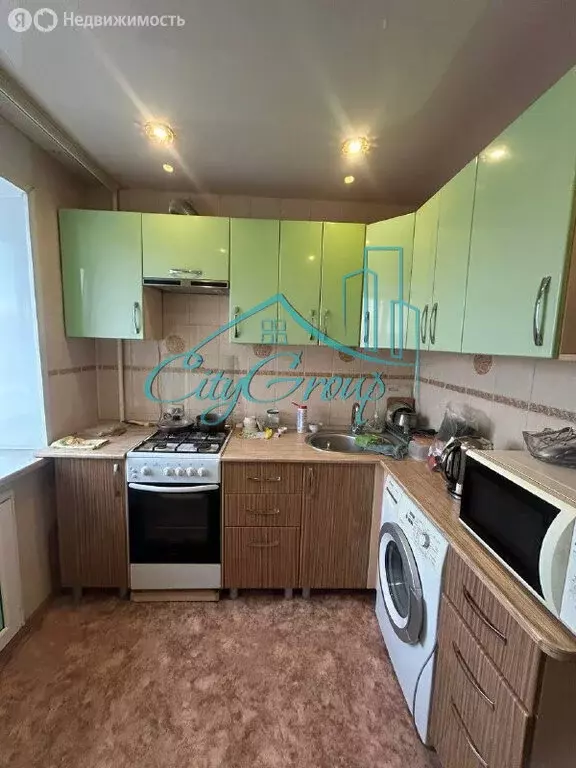 3-комнатная квартира: Орск, микрорайон Новый город, улица ... - Фото 1