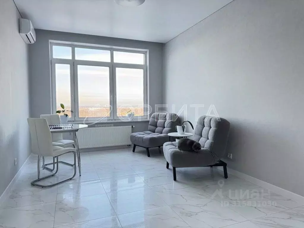 3-к кв. Тюменская область, Тюмень ул. Селекционная, 4 (80.4 м) - Фото 2