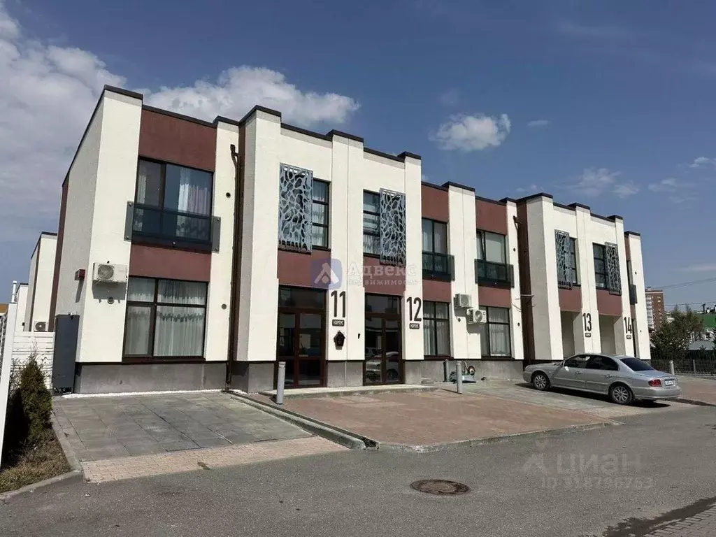 Таунхаус в Тюменская область, Тюмень ул. Федюнинского, 28 (106 м) - Фото 0