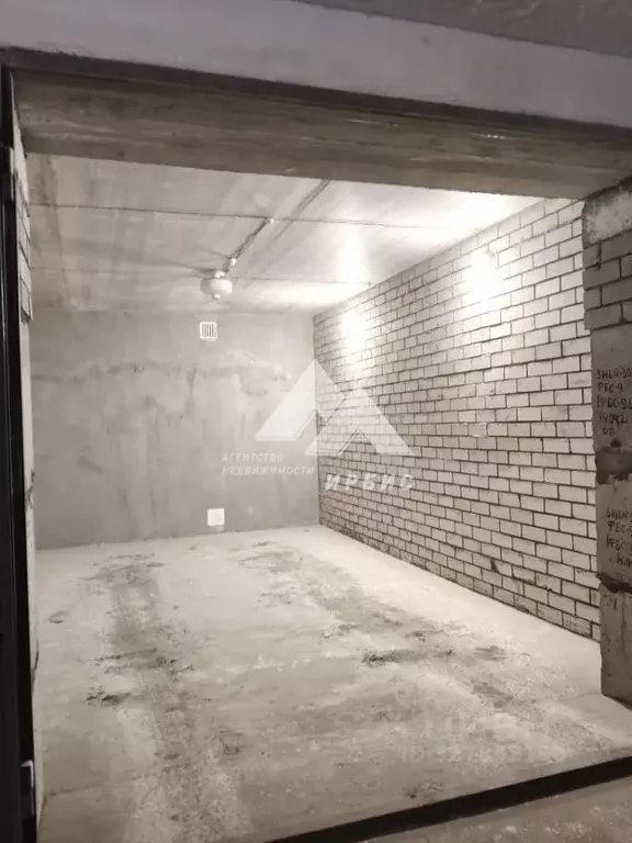 Гараж в Алтайский край, Барнаул ул. Сергея Семенова, 16 (21 м) - Фото 1