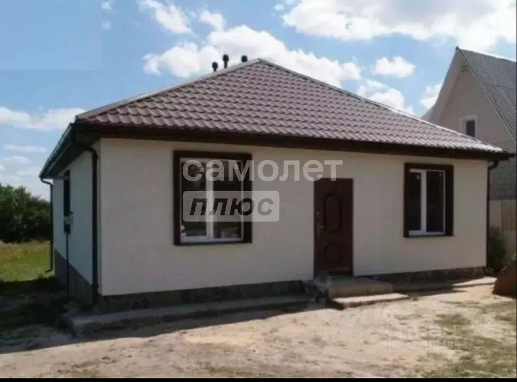 Дом в Калмыкия, Элиста ул. Байбагас-Батыра, 45 (105 м) - Фото 0