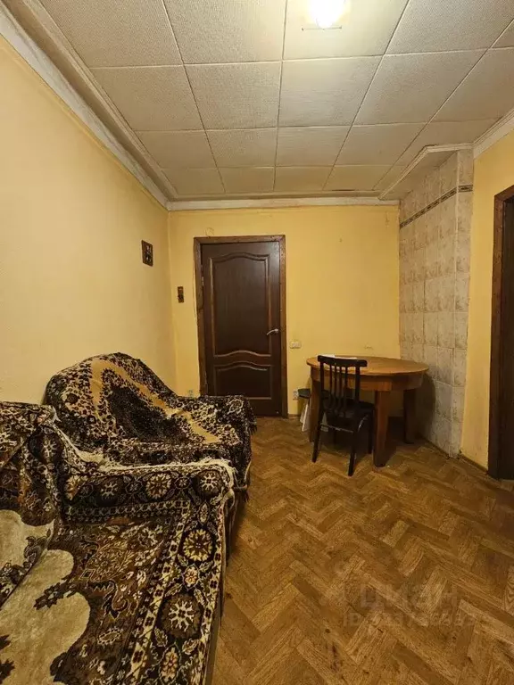 2-к кв. Ростовская область, Новочеркасск ул. Орджоникидзе (32.0 м) - Фото 0